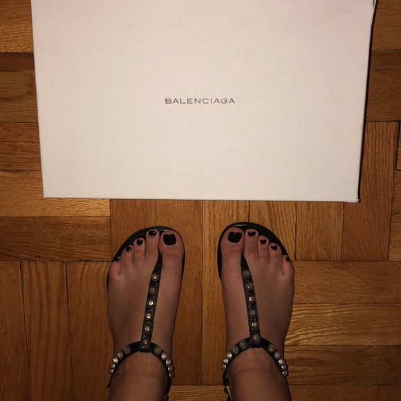 balenciaga thong sandal